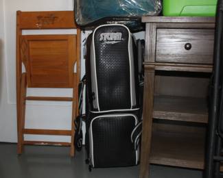 Rolling Thunder SIGNATURE 3 Ball Bowling Bag, fold up chair, side table 