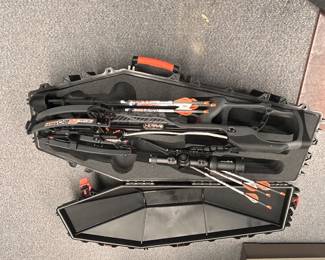 Raven R 20 crossbow in case