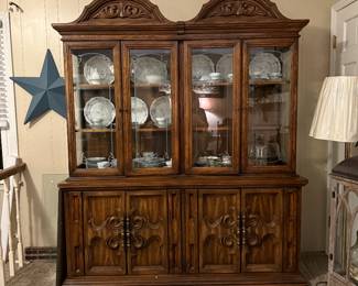 Vintage Chine Hutch