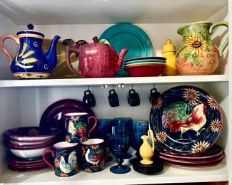 LOVE THESE ROOSTER PLATES