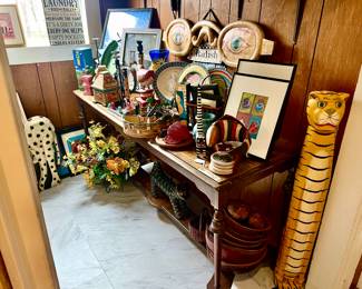MORE FUN CONTEMPORARY DECOR!