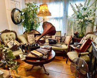 EDISON CYLINDER PHONOGRAPH AND RECORD TUBES.