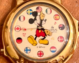 LORUS INTERNATIONAL MICKEY MOUSE WATCH