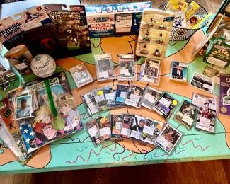 BASEBALL CARDS