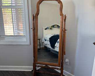 Pennsylvania House styled Cheval Mirror 24"W x 65 BUY IT NOW $80
