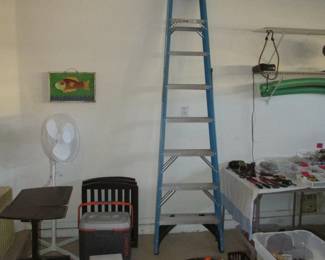 8' Werner Fiberglass Ladder, like new!