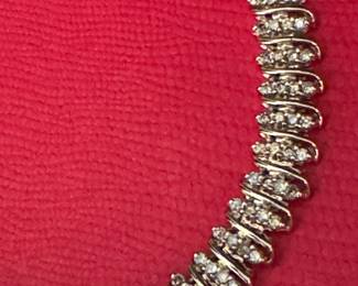 #125 - 7' tennis bracelet - 5 ctw of diamonds - 22.0 gr $1750 