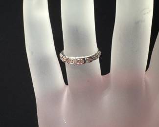 #103 - $200 Vintage platinum diamond band 2.0 gr . Size 5 3/4