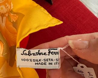 #87 - $75 - Salvatore Ferregamo small silk scarf - The jungle very good condition. 