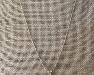 #117 -$700 -  0.47 ctw pendant with 20" chain, yellow 14kt gold. 