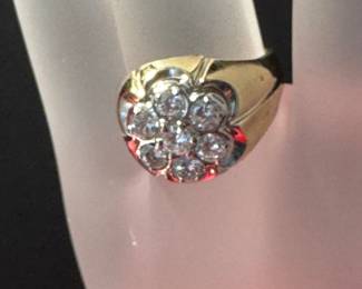 #97 - $800 - Men cluster ring 1.05 ctw, 14kt yellow gold, 7.0 grams Size 7. 