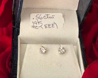 #39 - $500 - 14kt yellow gold diamonds 0.56 ctw studs earrings. 