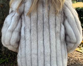 #72 - White Fox Jacket from Scaasi $500 - size 6-8
