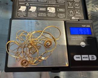 #79 - Gold Lot - $250 - 6.39gr 14kt gold scrap 