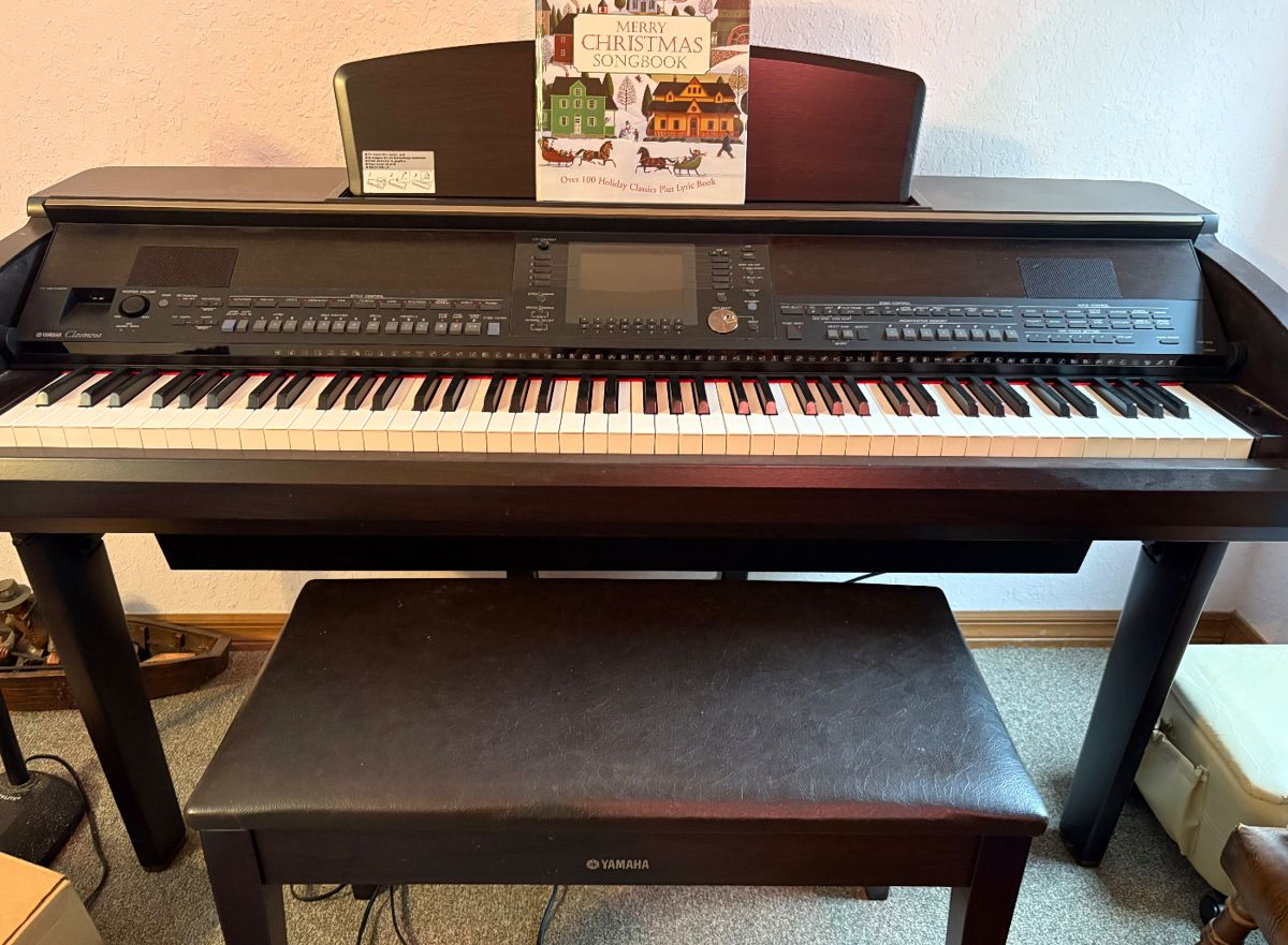 $2,800 Yamaha Clavinova Piano - LIKE NEW!