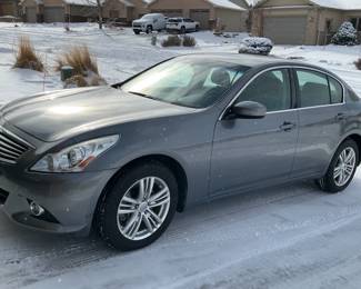 2011 Infiniti G-25