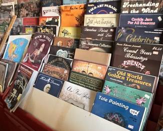 Currently displaying magazines.  Magazines are 4 for $1 Mostly crafting magazines.