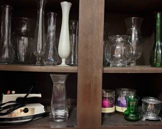 Lots of vintage Bud vases