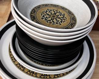 Mikasa Studio Craft dish set