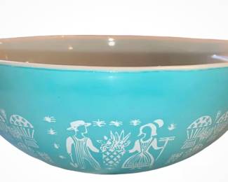 Vintage Pyrex Bowl