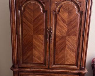 Vintage (solid wood) wardrobe
