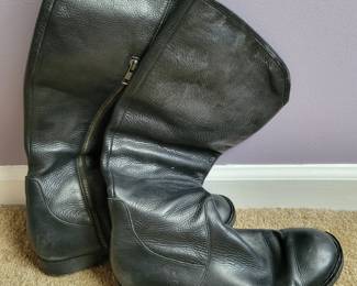 Born leather riding boots