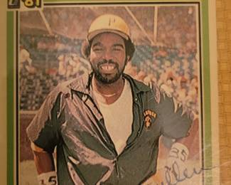 Signed Manny Sanguillen