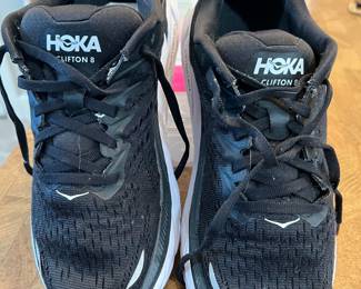 Who doesn’t like a great pair of HOKA  running shoes! ( yes, authentic)