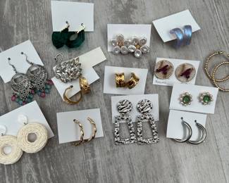 This is just a sampling of some of the custom jewelry pieces you will find at the sale!!