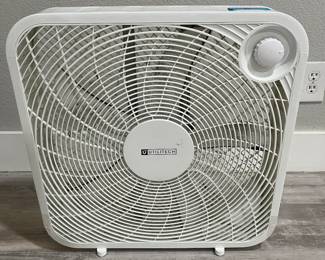 🪭🪭🪭 We have gone modern here, people. You don’t have to use the old-fashioned waving fan anymore.!