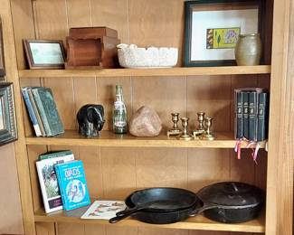 Collectibles, Cast Iron Pans