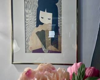 Japanese girl with fan art decor
