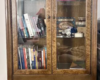Wood display cabinet