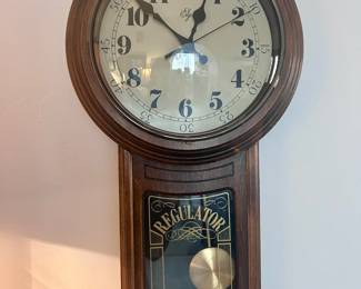Regulator wall clock