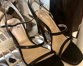 Womens black heels