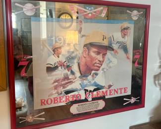 Roberto Clemente baseball decor