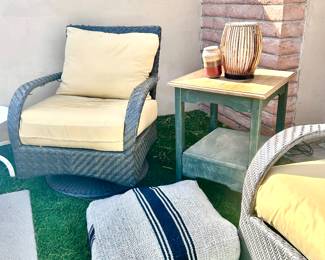 Outdoor wicker patio furniture