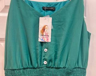 Green long dress new with tag