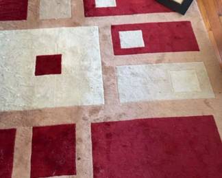 Modern Design Rug Coordinating Abstract Print Vase Pillar Candle Holder