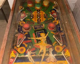 Pinball Machine - needs repair 
