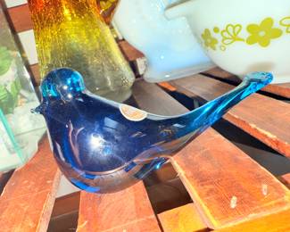 Blue Bird - Glows Green with Uranium! 