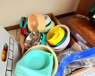 Dog Dishes 