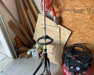 Honda weed eater.