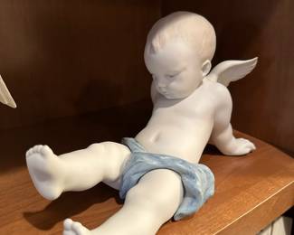 Lladro "Sitting On The Clouds" Figurine – #11921 