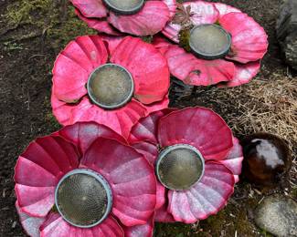 Metal Floral Solar Light Outdoor Decor