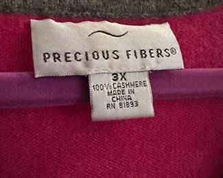 Precious Fibers V-neck 100% Cashmere Sweater – Size 3X