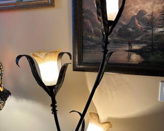 Iron Farmhouse Lily Sculptural Floor Lamp