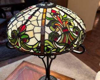 Dale Tiffany "Antiques Roadshow" Table Lamp