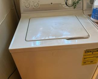 Washer and dryer set, works great