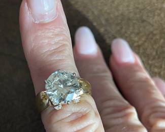 All Jewelry is 10% off the fair market appraisal that was complete 12/26/24 - if you are interested in a specific piece I can send you directly the appraisal so you know what is exactly in each piece. 